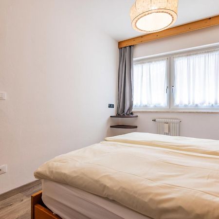 Locazione Turistica Cesa Micheluzzi - Czi712 Apartment Пениа Екстериор снимка